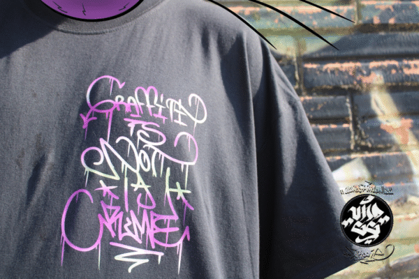 Camiseta Negra "Graffiti Skull" - Imagen 2