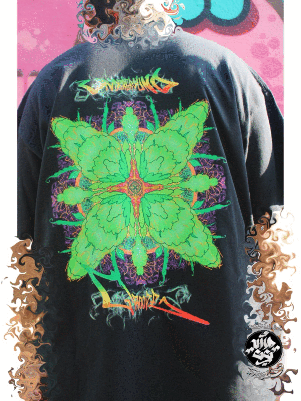 Camiseta Negra "Perro Verde 420" - Imagen 3
